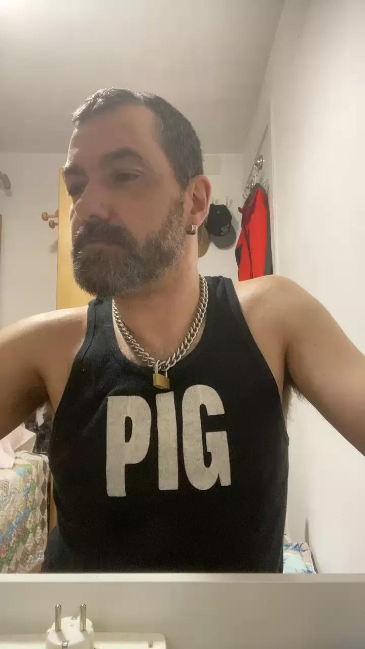 daddybearmadri5 on Cam4 