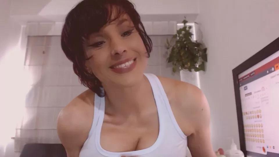 Danielafoxxx on Cam4 