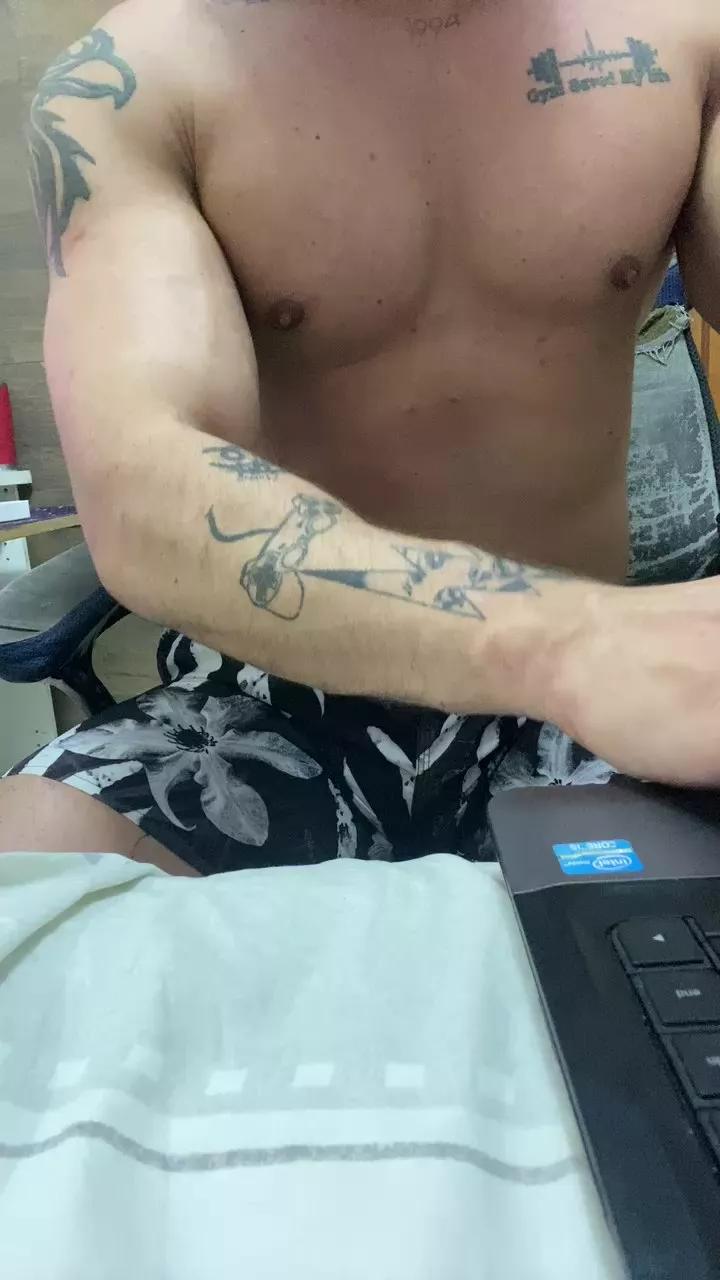 DerikTostes on Cam4 