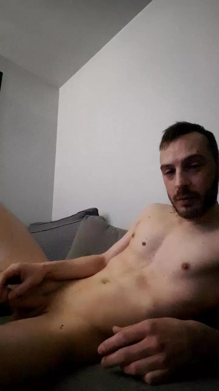Dickwolf91 on Cam4 