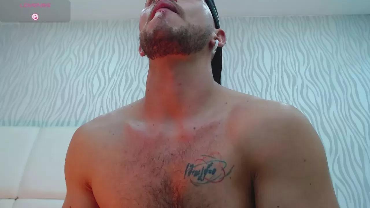 dylan_jacobx on Cam4 