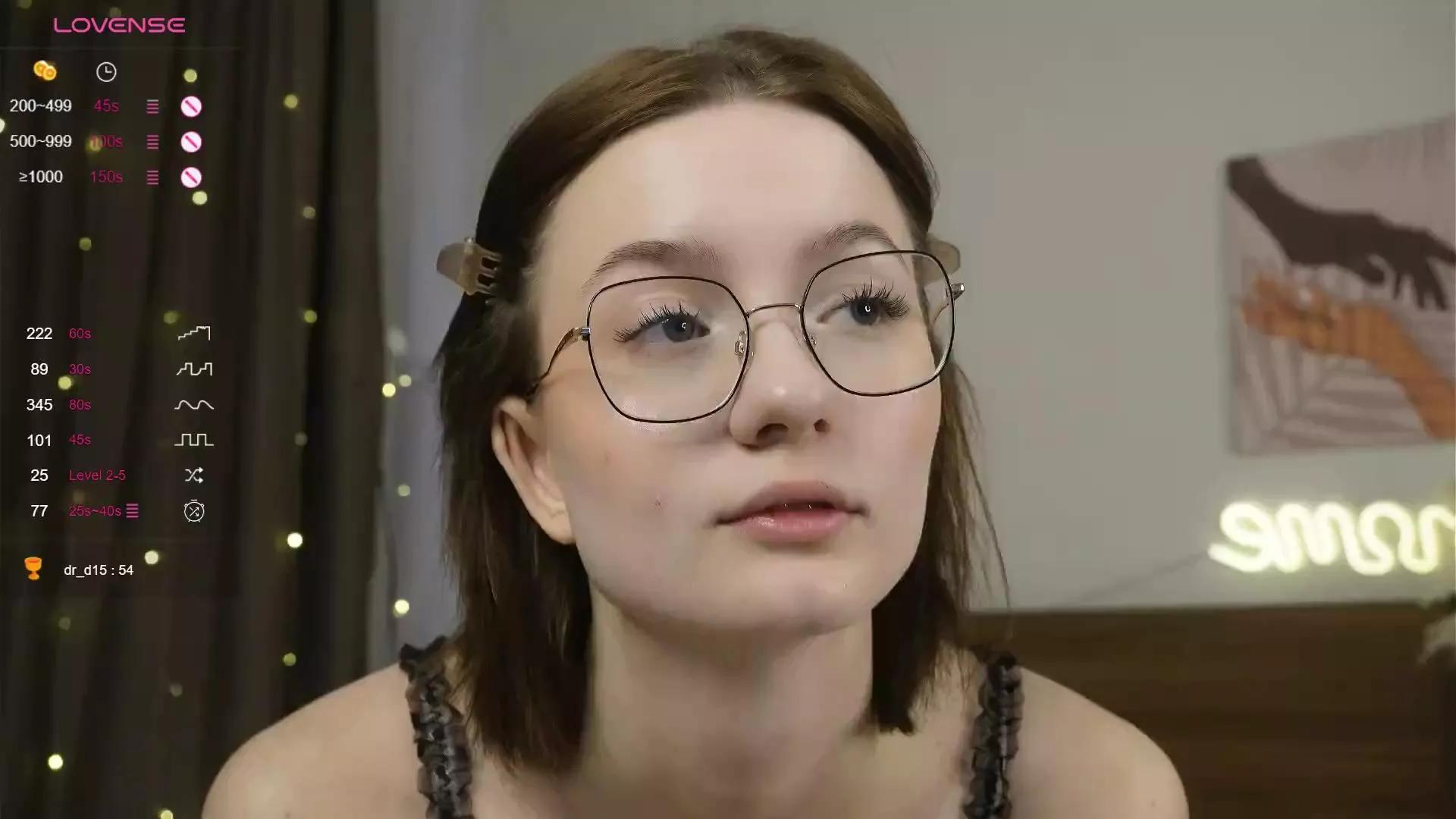 EasterHerlan on Cam4 