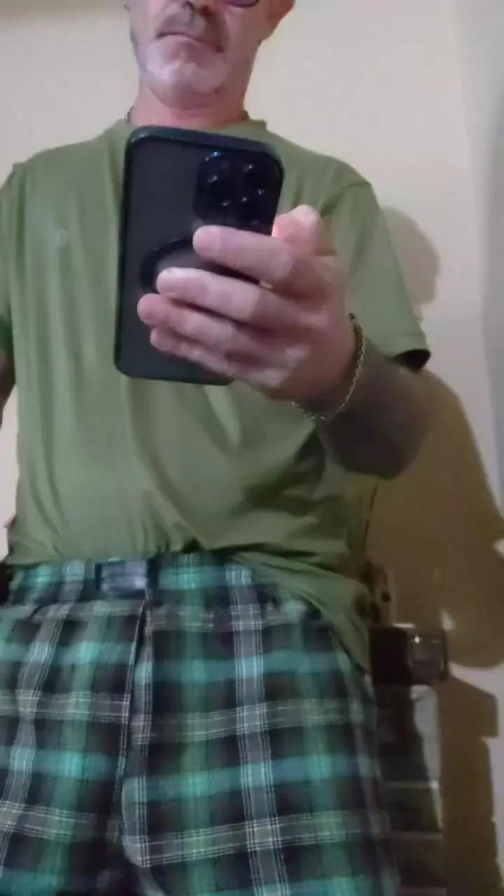 elra1979 on Cam4 