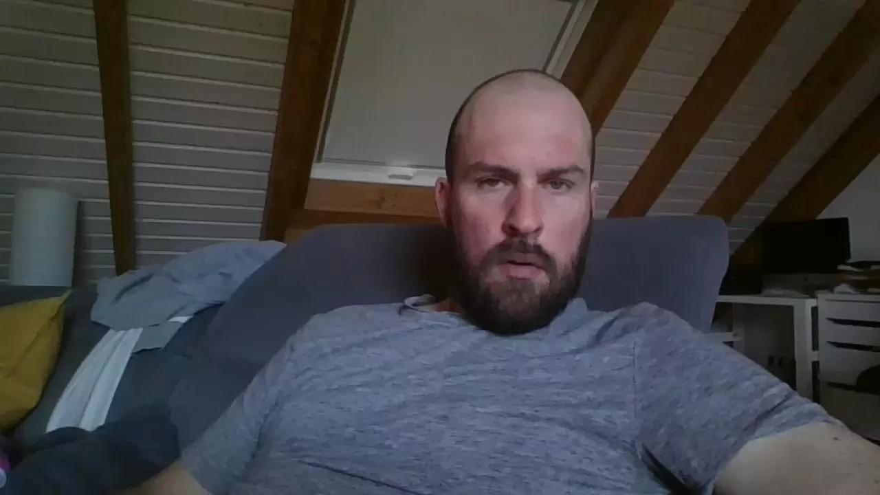 eshot2punkt0 on Cam4 