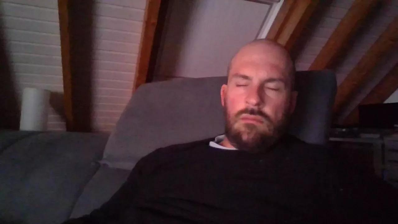 eshot2punkt0 on Cam4 