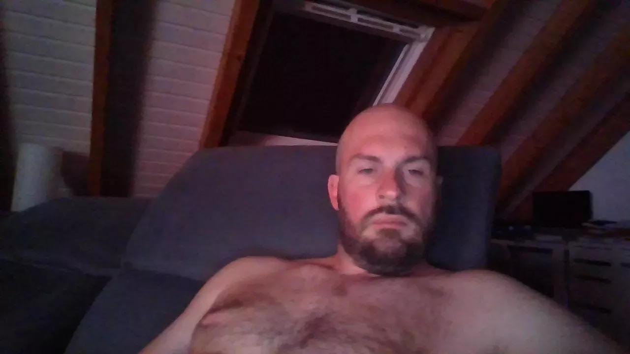 eshot2punkt0 on Cam4 