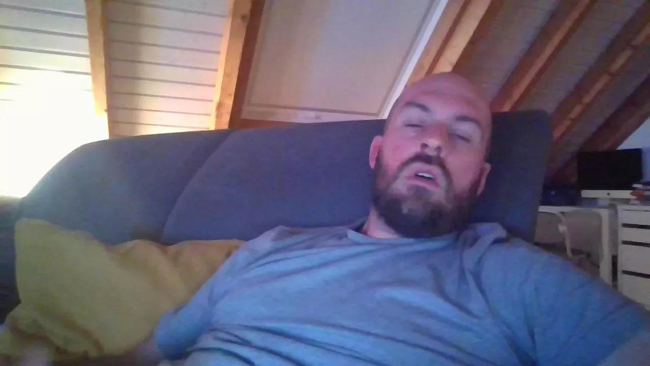 eshot2punkt0 on Cam4 