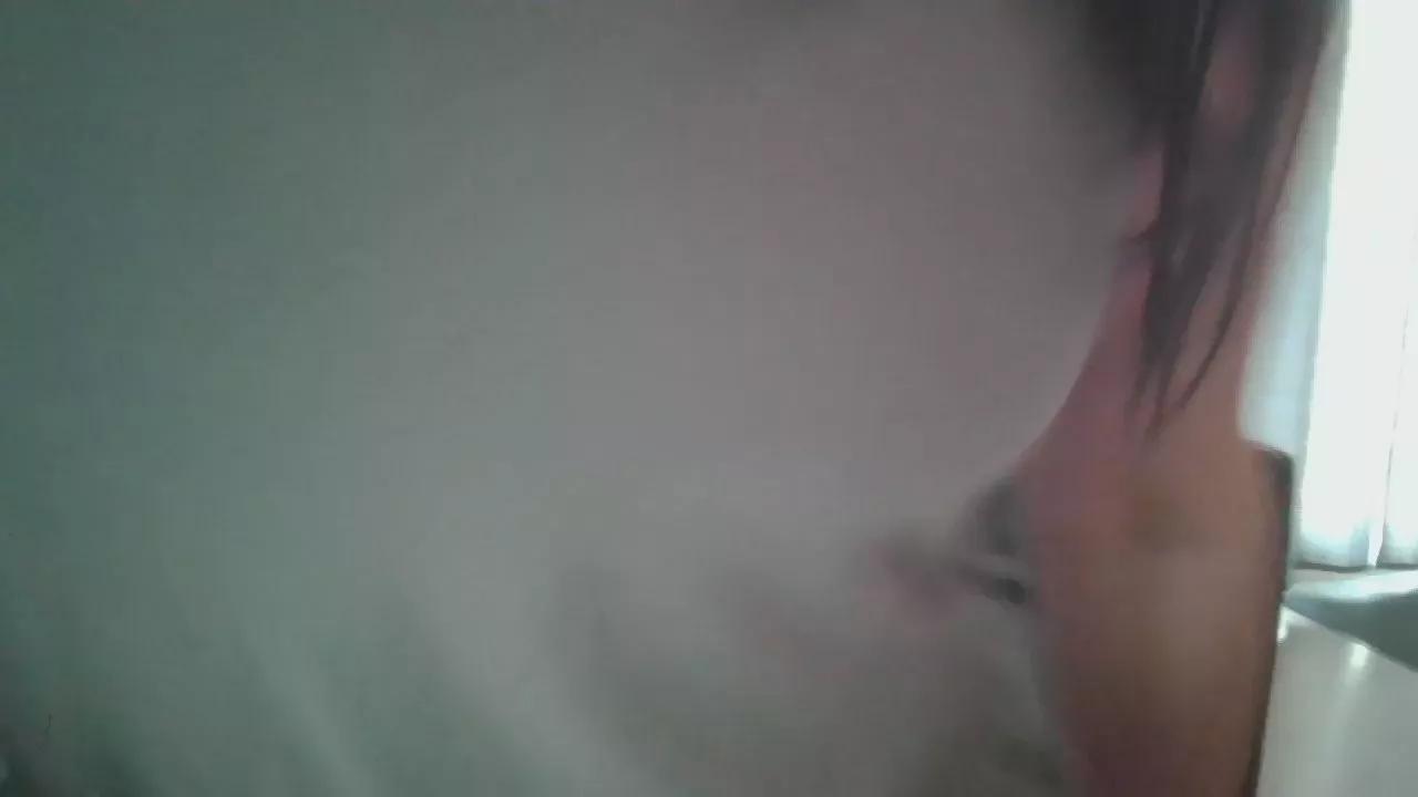 Estrelinha_2020 on Cam4 