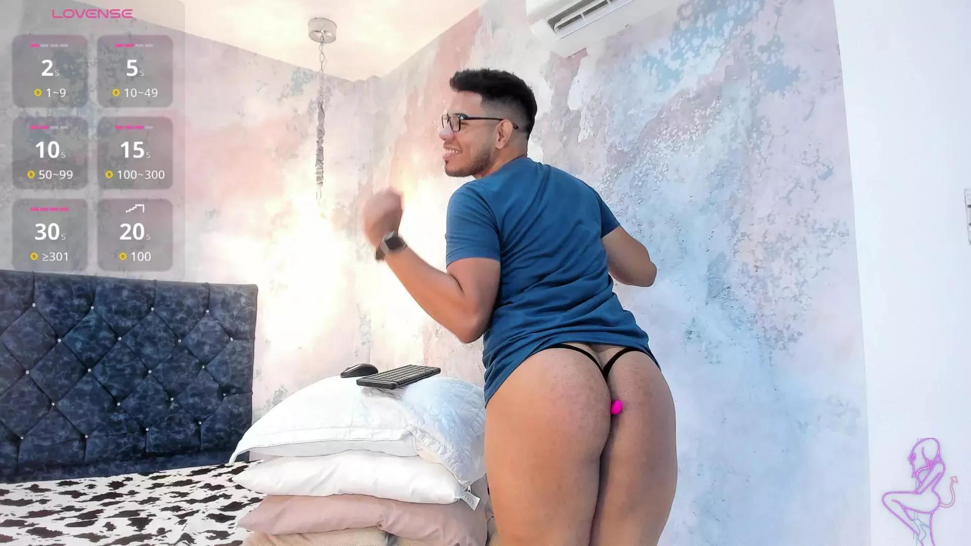 ETHAN_DRAVEN on Cam4 