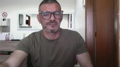 giangibus2 on Cam4 