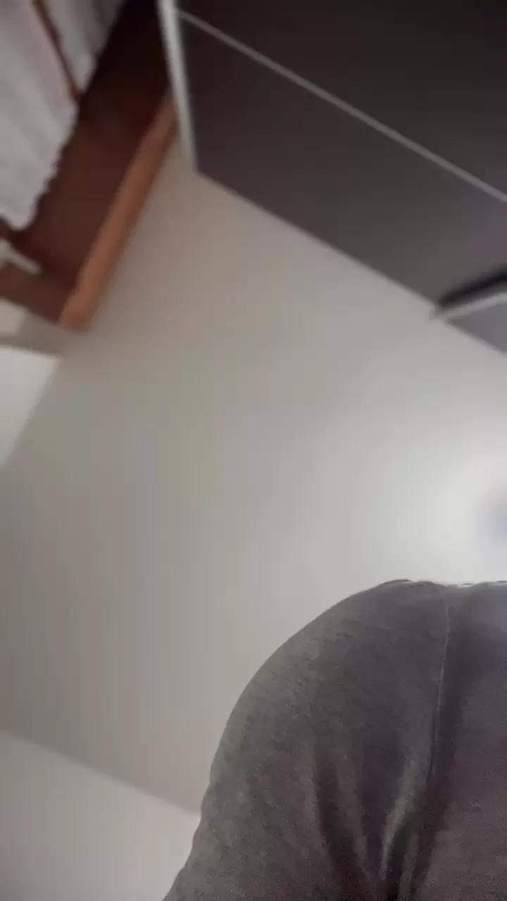 giangibus2 on Cam4 