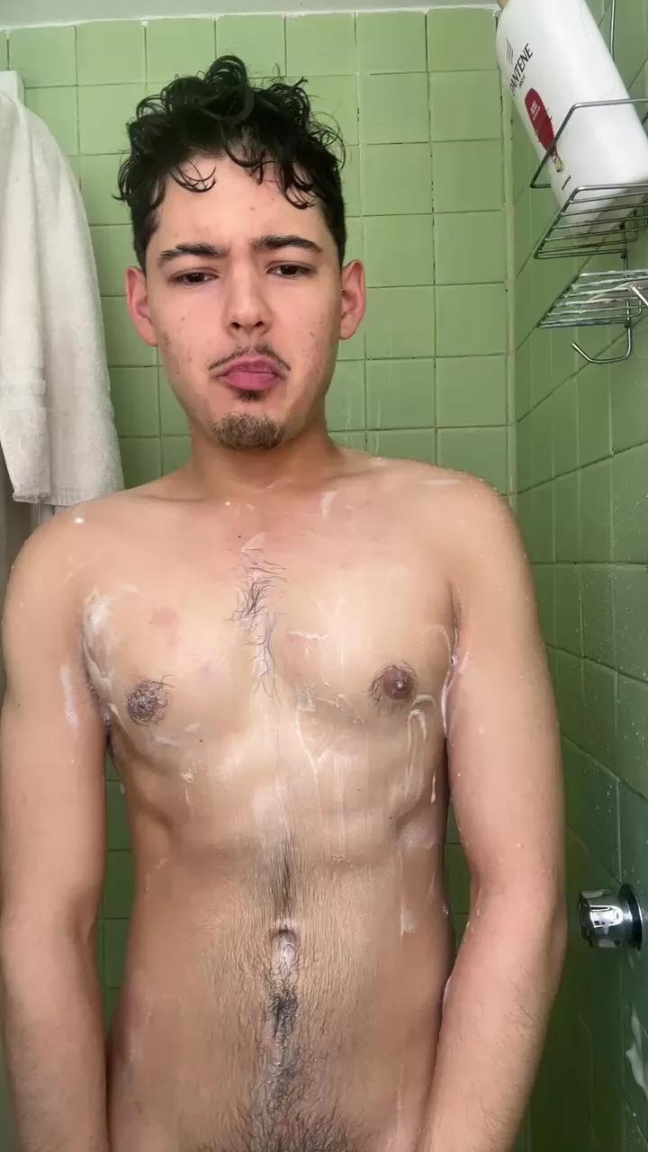 Giovszz on Cam4 
