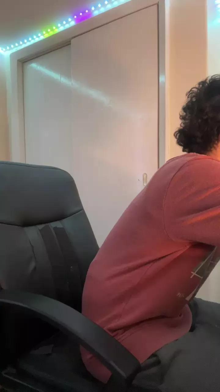 Giovszz on Cam4 