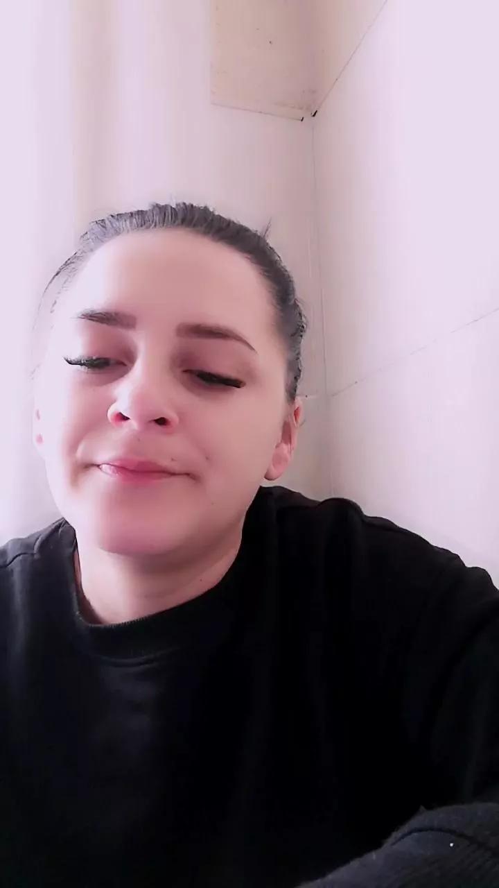 giulysexy4 on Cam4 