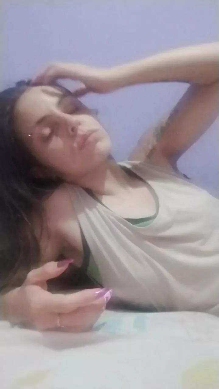 Goldie_Cazacu on Cam4 