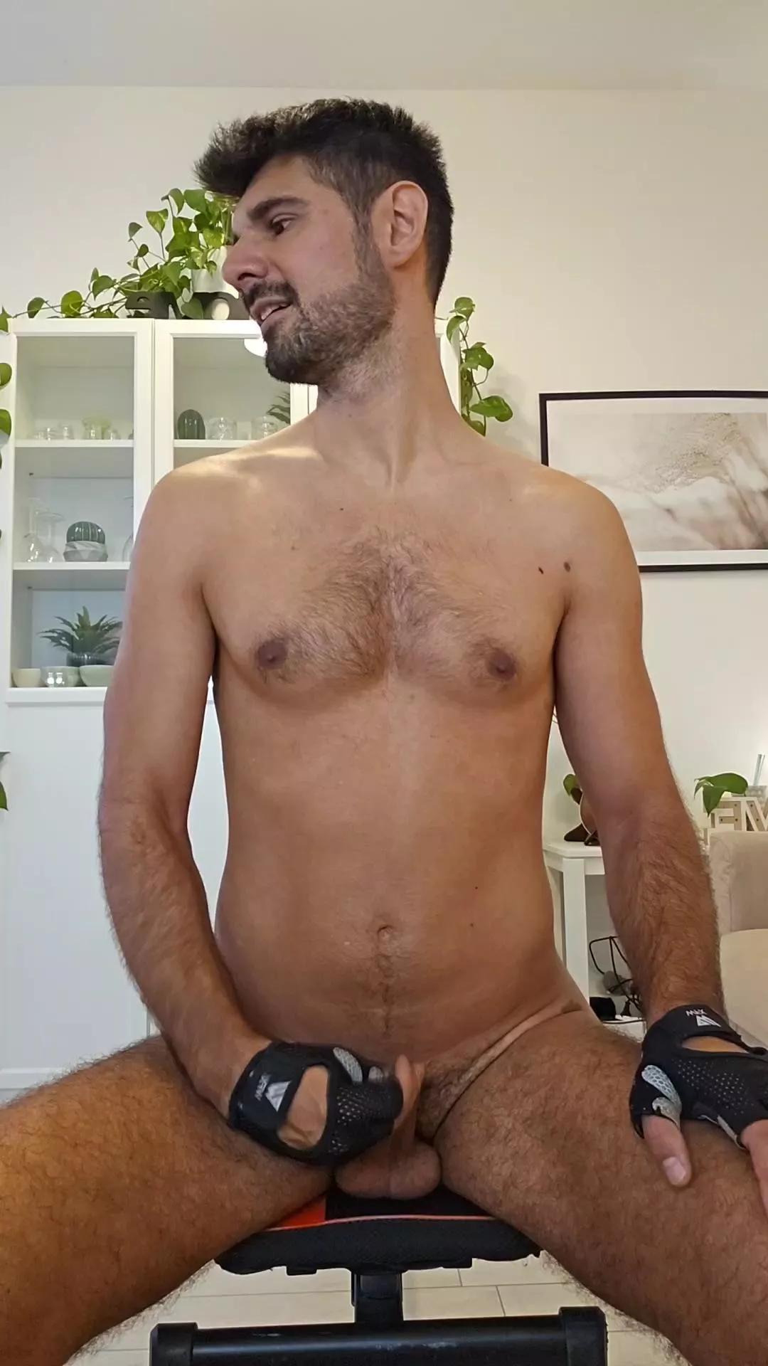 Granbig989 on Cam4 