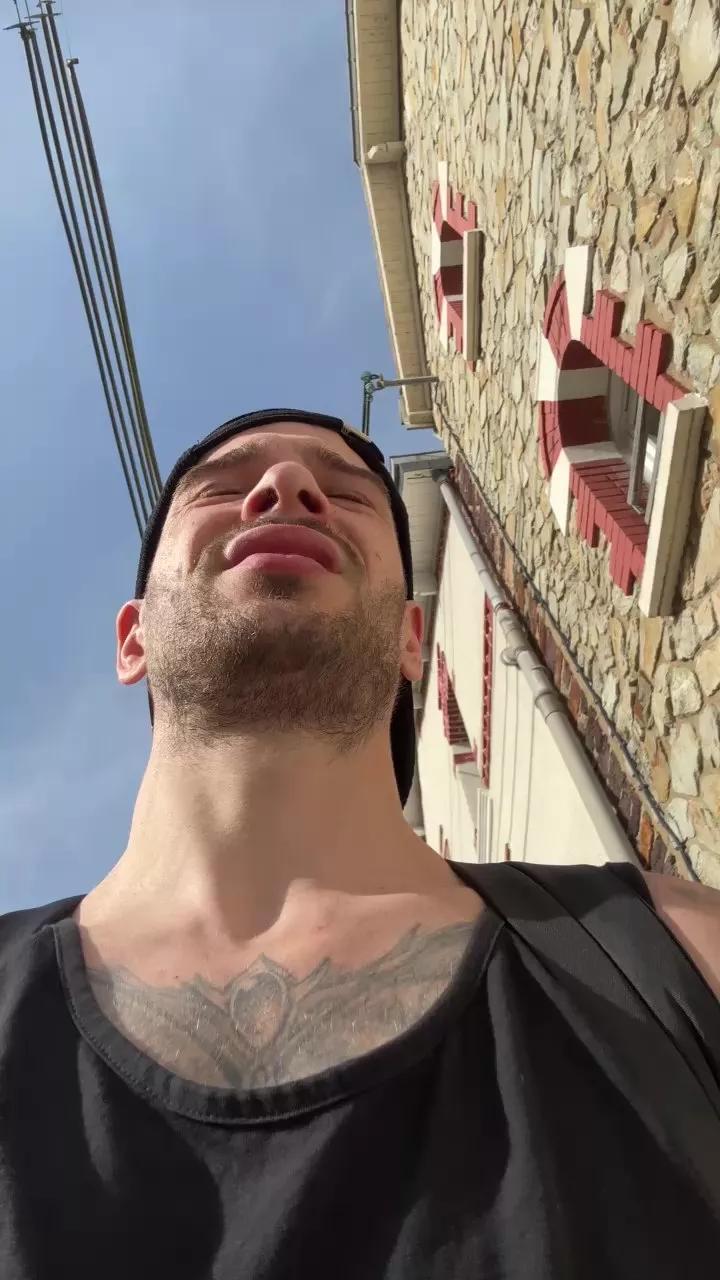 Greyoff on Cam4 
