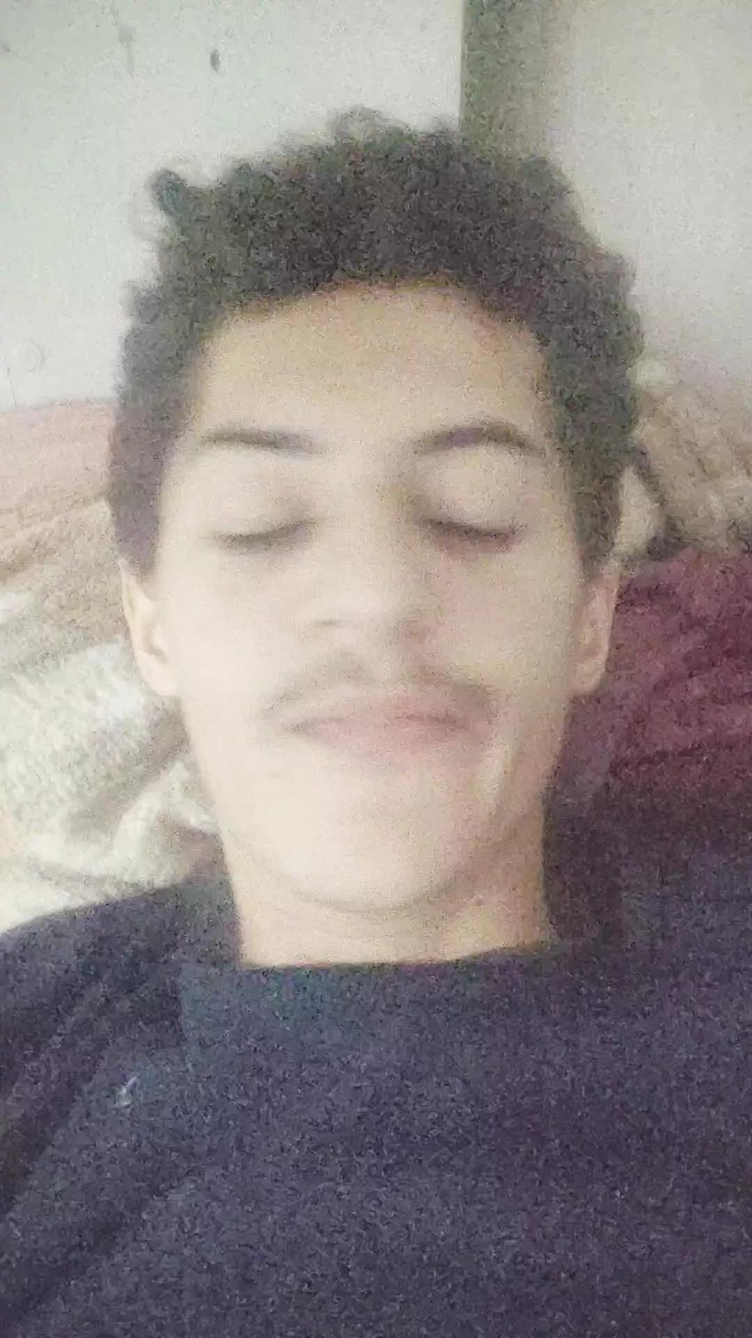 GuhNovinho7 on Cam4 