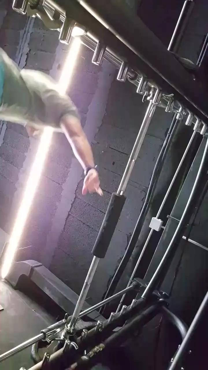 gym25pe on Cam4 