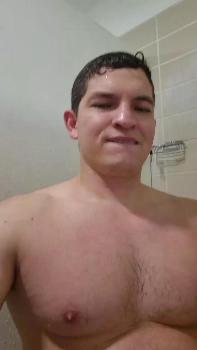 gym25pe on Cam4 