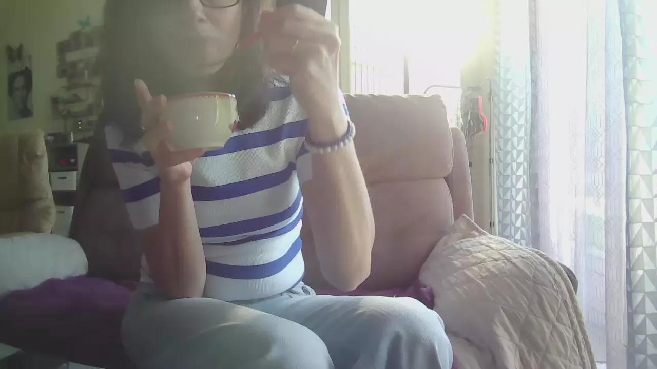 HAIRYCHIENNE on Cam4 