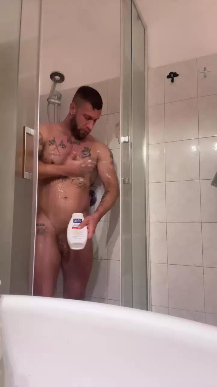 Hardmuscle_ on Cam4 