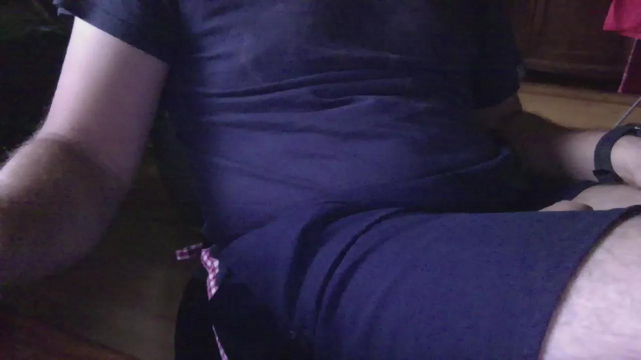 hungbln on Cam4 