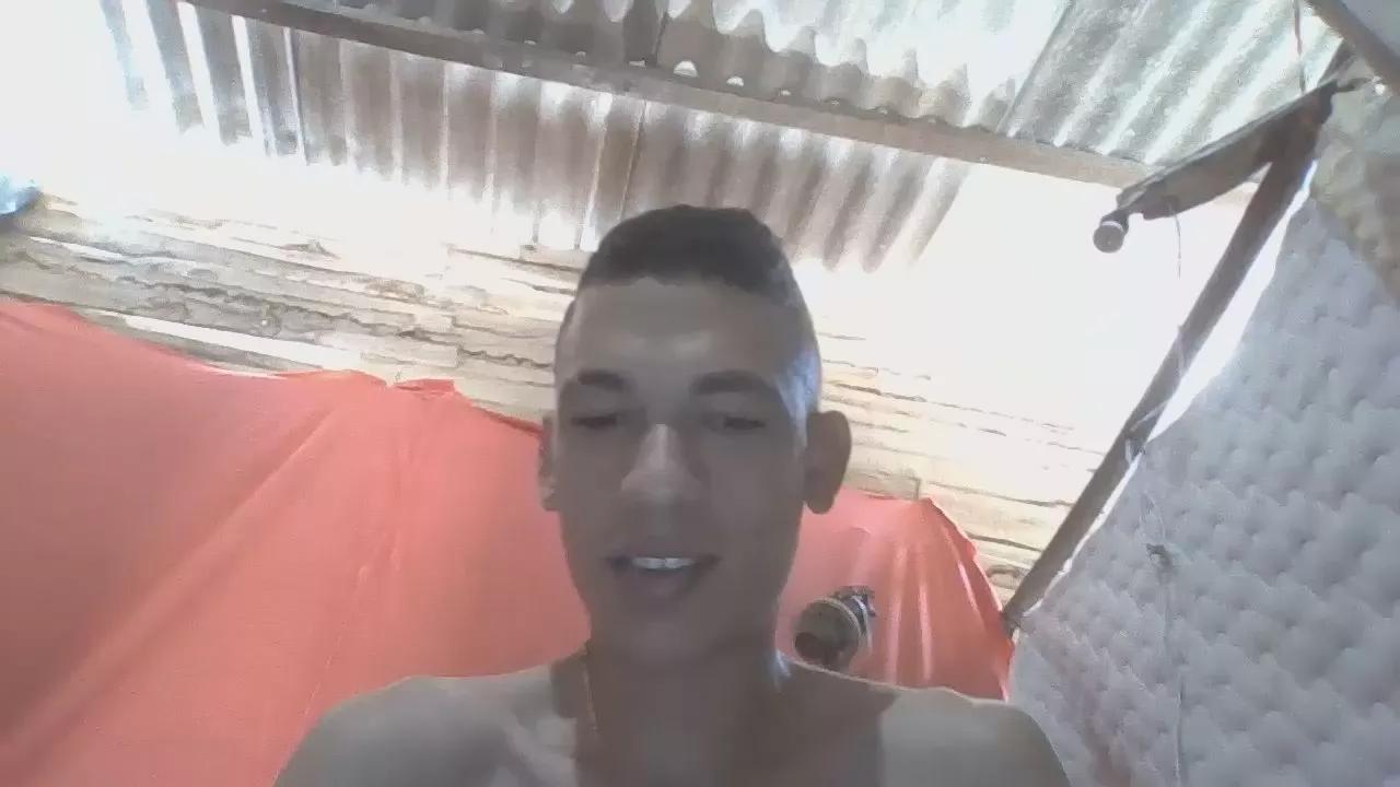 inframundotoun1 on Cam4 