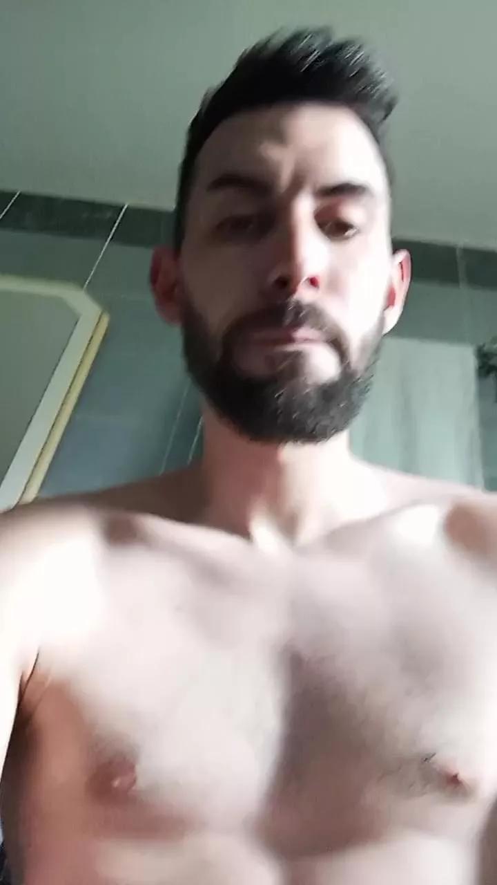 Ismander on Cam4 