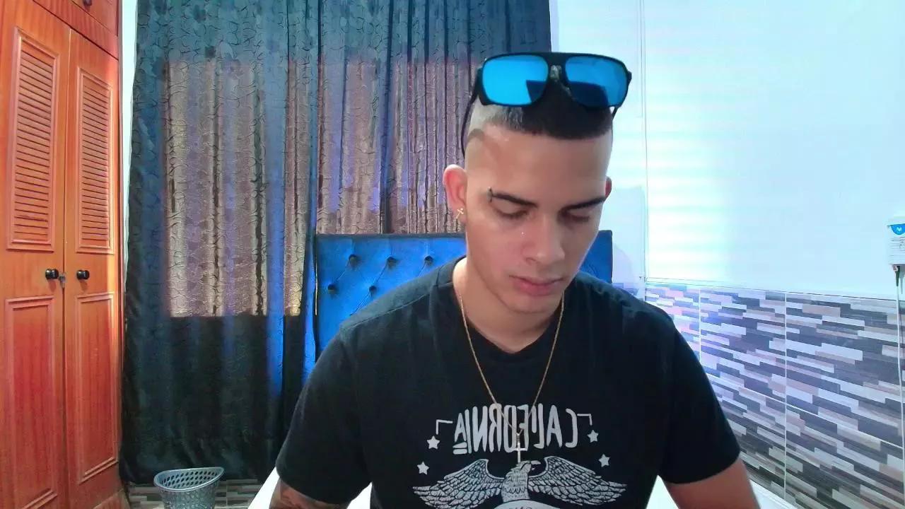 jacob_fireexx on Cam4 
