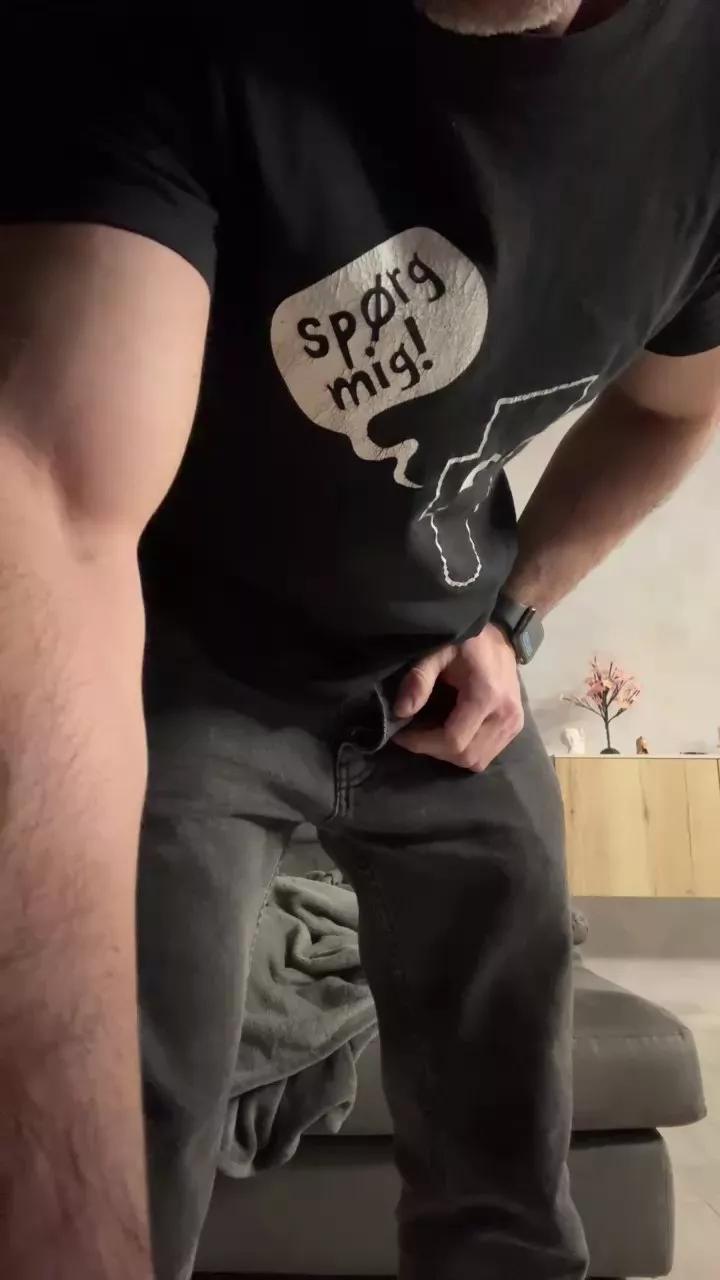 javeni84 on Cam4 