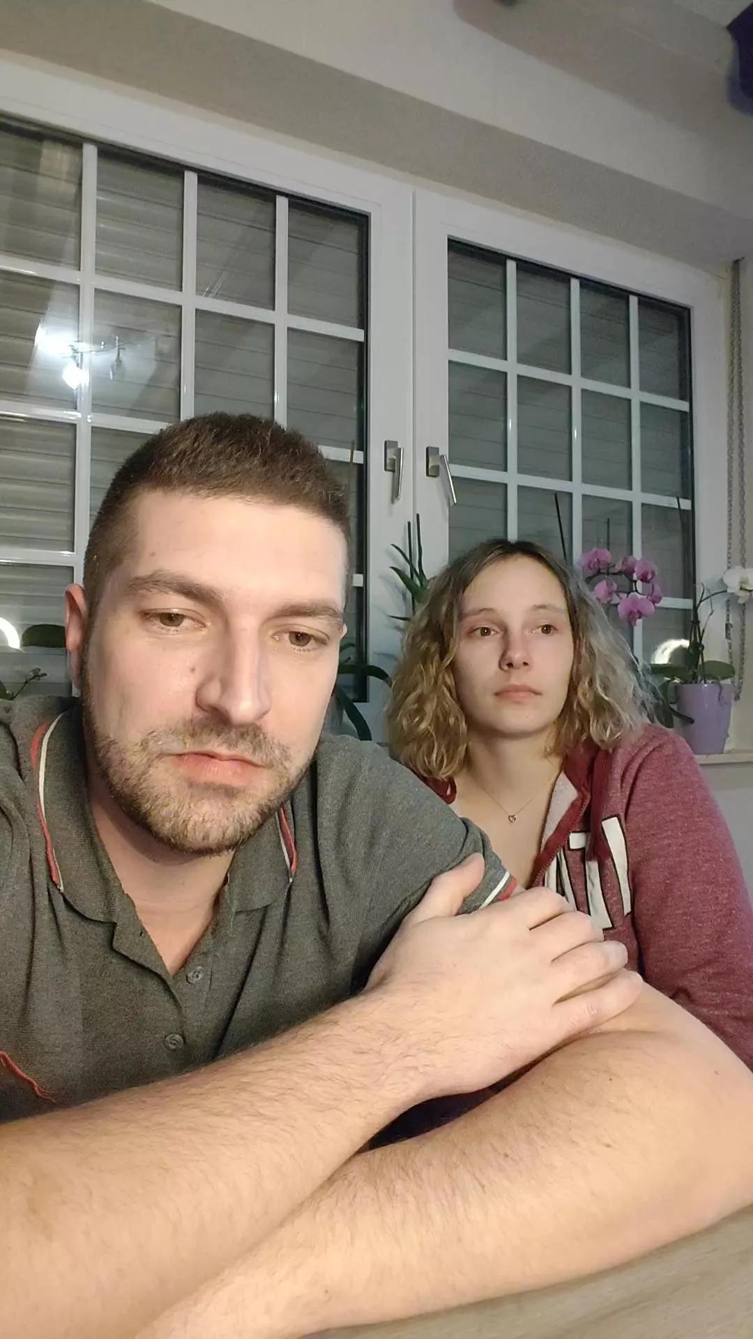 Jeunecouple3227 on Cam4 