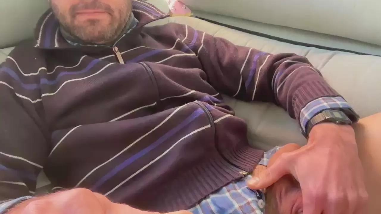 jordi_grenou on Cam4 