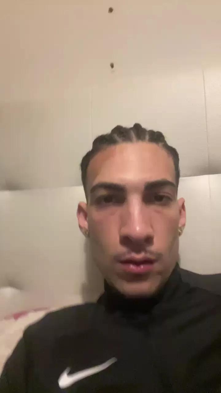 Jotadoble21 on Cam4 