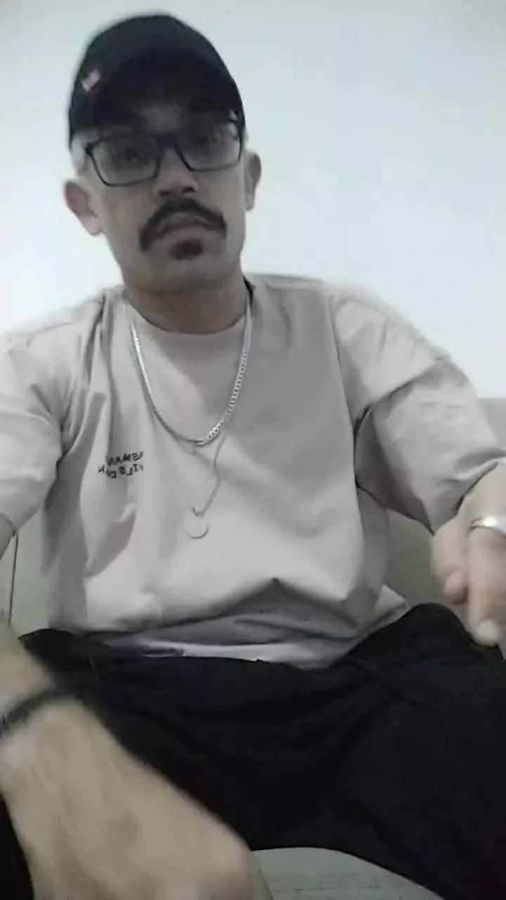 Jovemcwbjlle on Cam4 