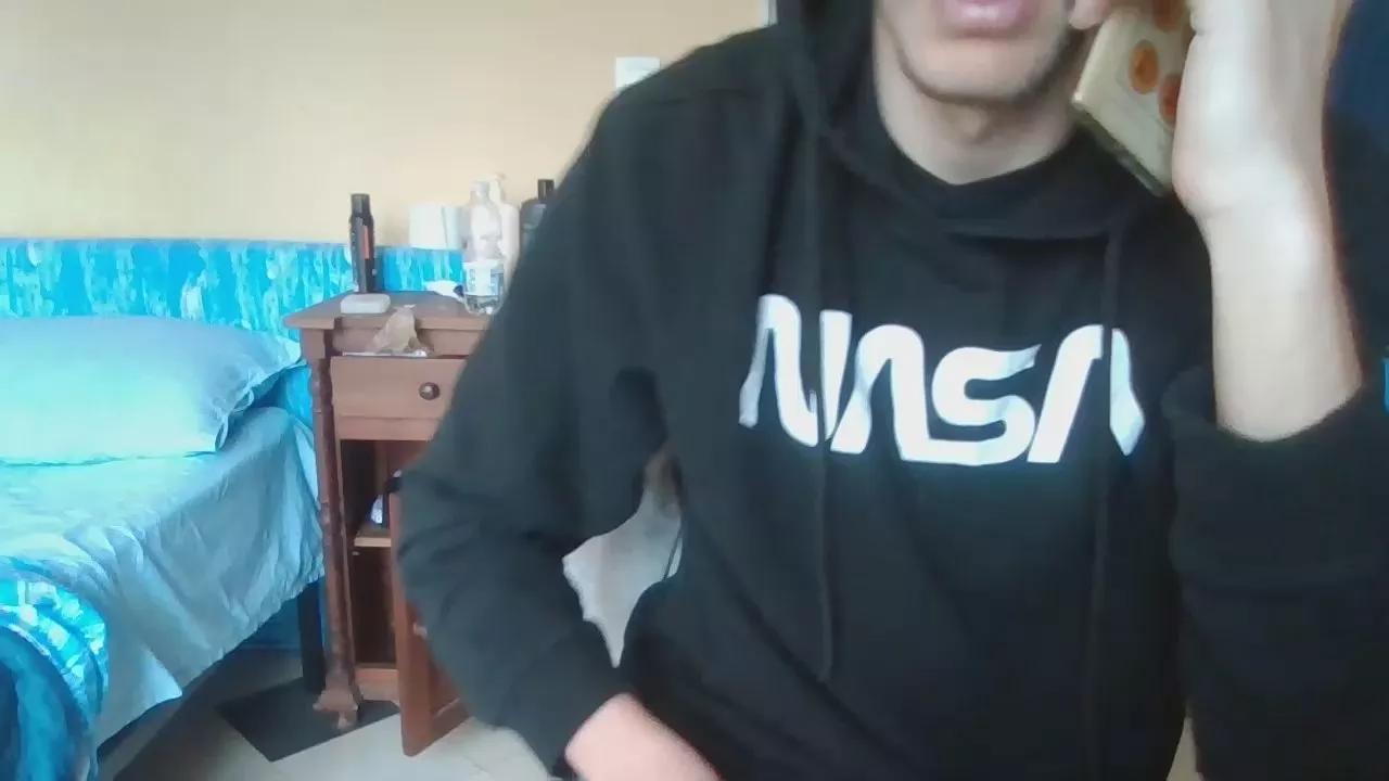 juicy2mani_sexy on Cam4 