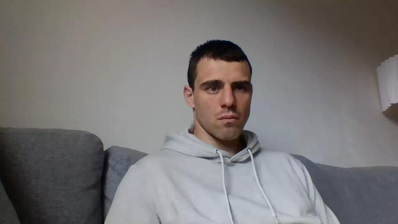 Kerzo2900 on Cam4 