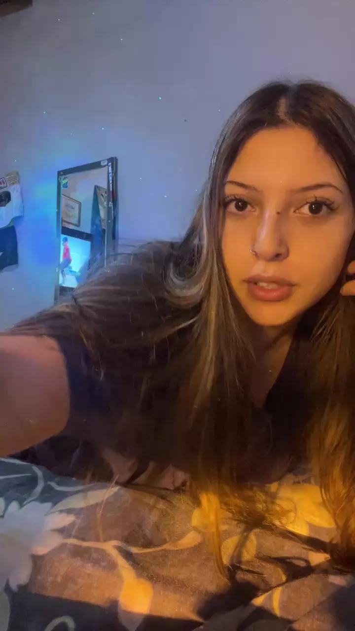 Kiraofarg on Cam4 