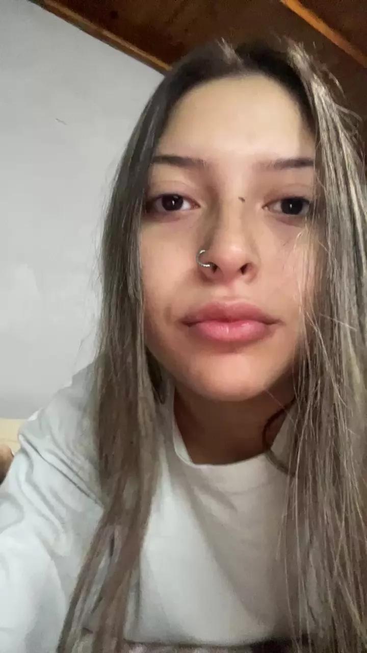 Kiraofarg on Cam4 