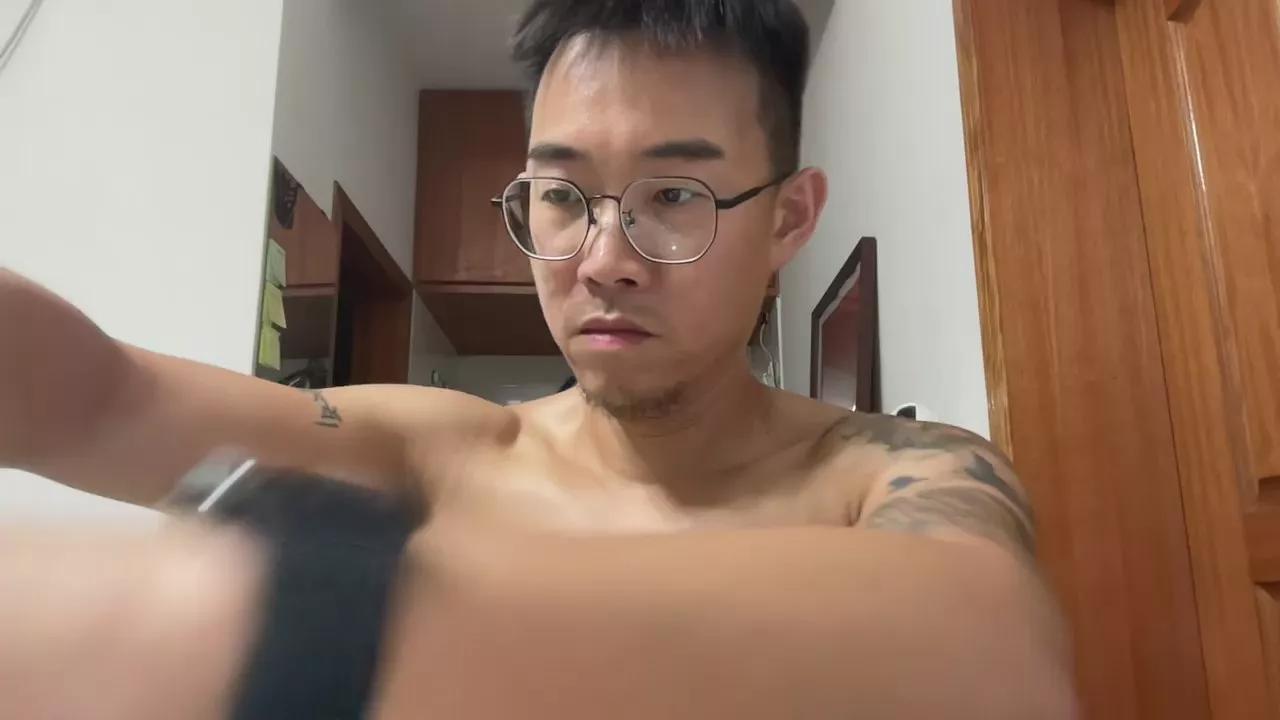 kuroky on Cam4 