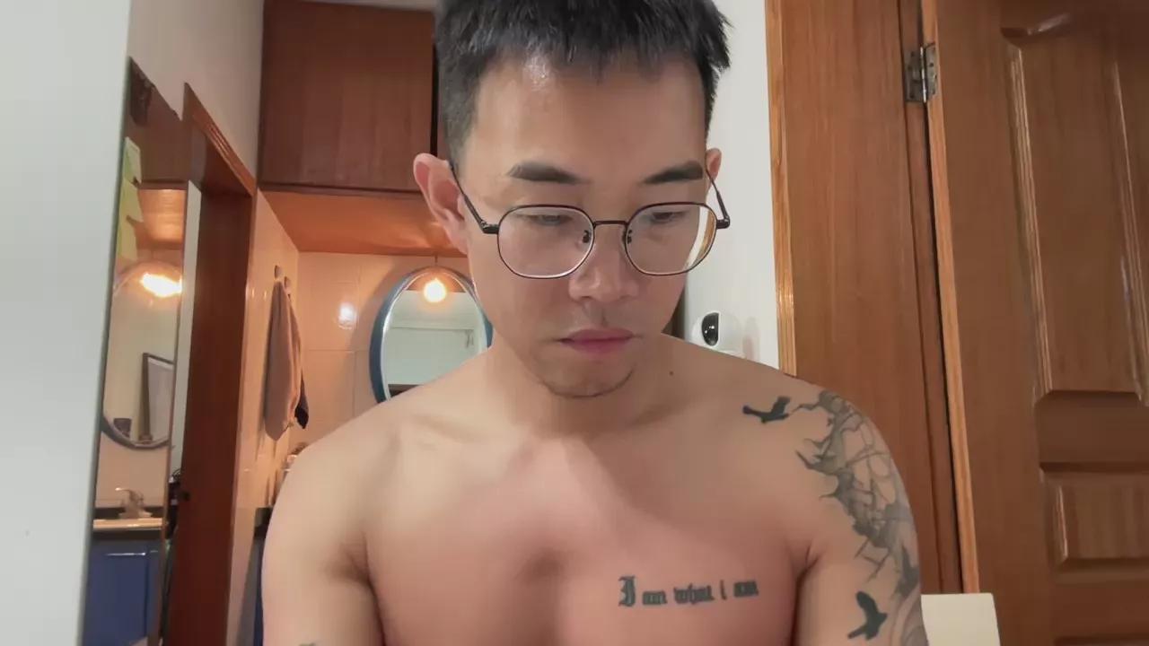kuroky on Cam4 