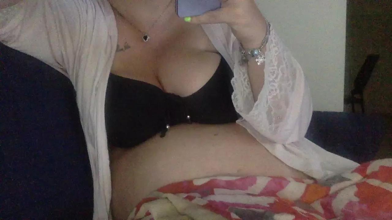 LaReginaNera on Cam4 