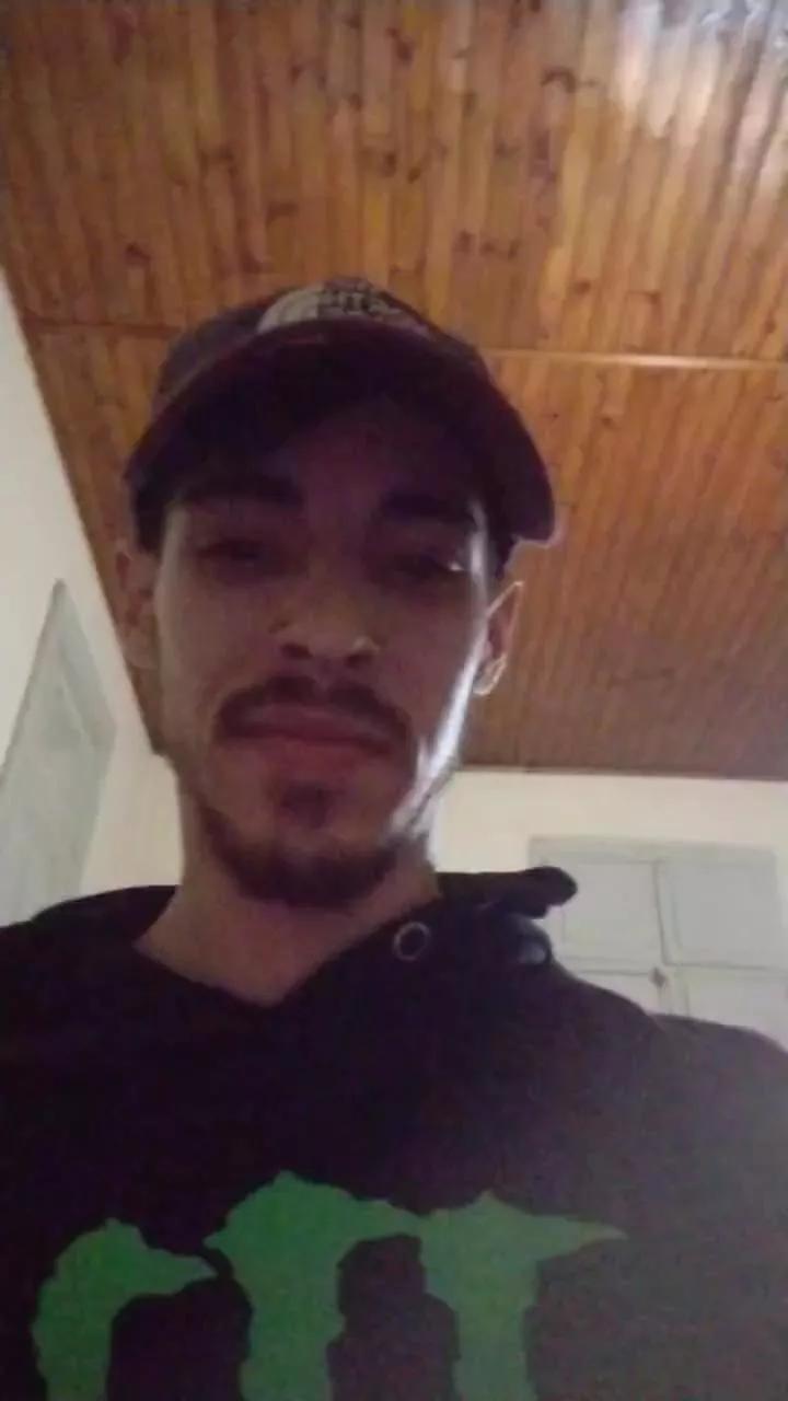 leandrogallo on Cam4 