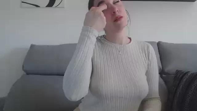 LeilaCG28 on Cam4 