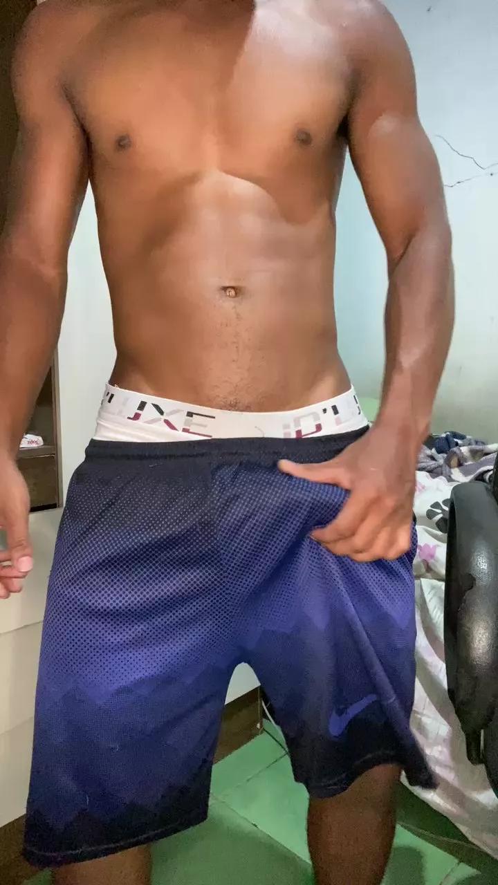 leo_xxj1 on Cam4 
