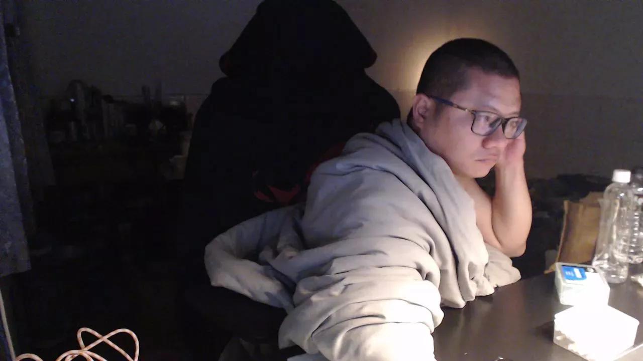 lin308902 on Cam4 
