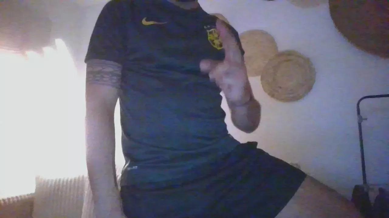 lorenzo989 on Cam4 