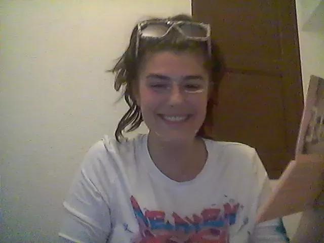 Loula3899 on Cam4 