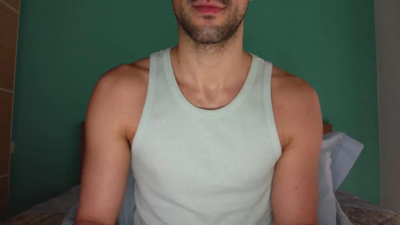 LucaCamIn on Cam4 