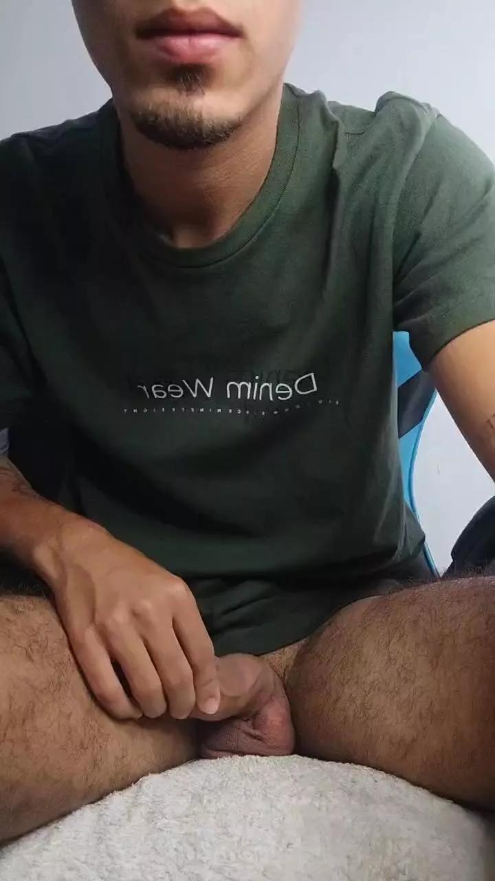 LuisRico30 on Cam4 